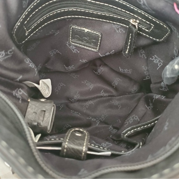 b.o.c. Crossbody Bag w/ phone charger NWT - Picture 8 of 11